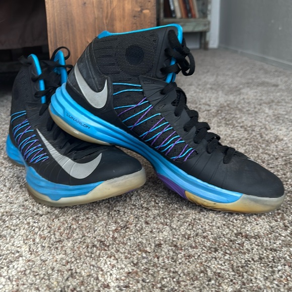 Nike+ Lunarlon Hyperdunk Tennis Shoes - Picture 1 of 9